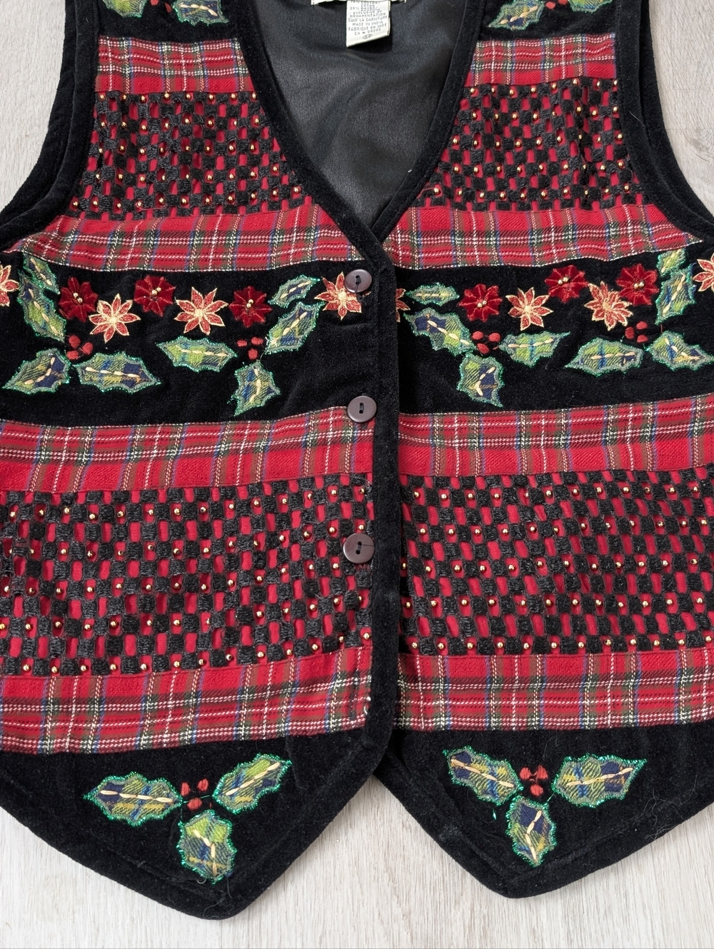 Vintage CLEO Festive Red & Black Plaid Embroidered Christmas Holiday Vest Sz XS - Picture 5 of 11